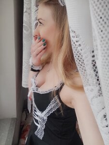 FREYA_- Sexy cleaner ledy Pic 2