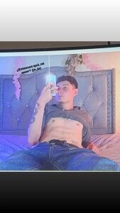 dantte_grey love you Pic