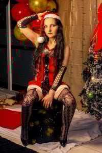 Morticia_Black I will be your best gift Pic 2