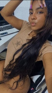nisaa_ Public Pic 4