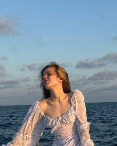 TiffinyMergist Public Foto