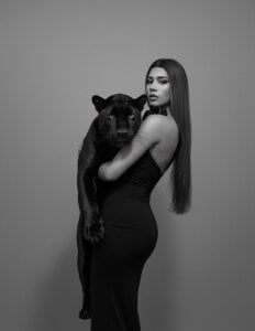 AlessaBraun happy Pic 2