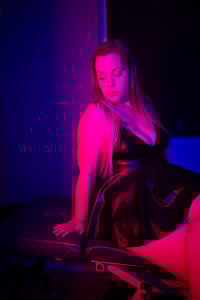 Blond_BDSM_Bitch Public Pic