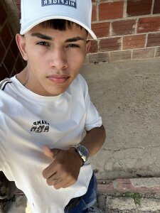 kennyonly_ Hello Pic