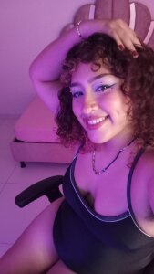 BlueeVelvet ❤️❤️ Pic 4