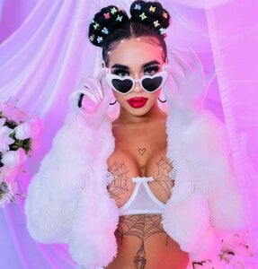 tinaqueen_noa The magic of Tinaqueen Immagine  2