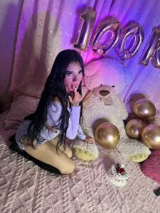 100k de _Dulcinea777  5 photos