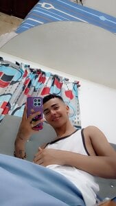 Quiet but hot guy 🫢 od agustiinboy  5 snímek