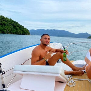 AventureirobrutoのPublicの枚の写真