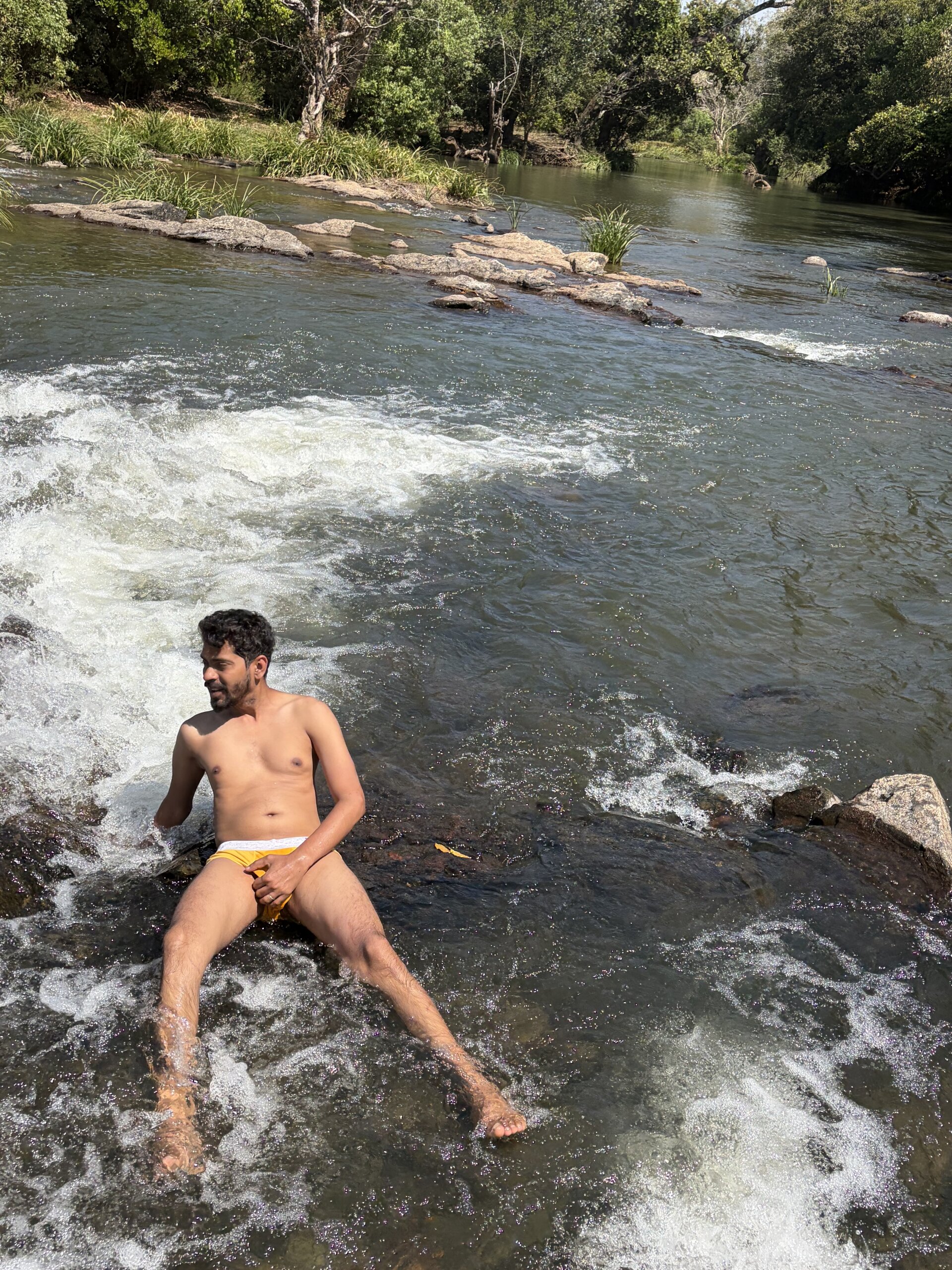 Public de Stoner-boii-Cloudy-arhan Foto