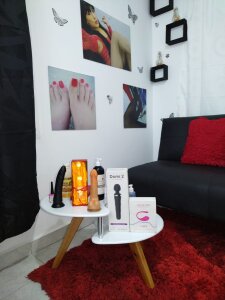 Alinafoxx1 paradise of heels and pantyhose Pic 8