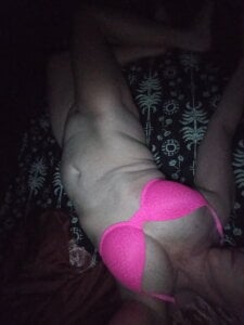 RachelEnglish Public Pic 2