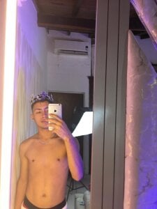 Public de AVENGER_BOYS2026  photos