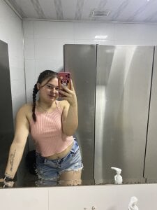 emily_kiss2226 Public Foto 4