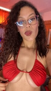 sara__aster Red!.❤️ Bilde