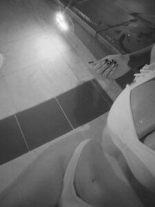 alaia_princess Hey guys, get to know a part of me Pic 5