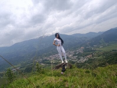 Katya_Bridge2A lovely day with a beautiful slave图片 3