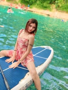 slutty_keyshaPublic Bild 5