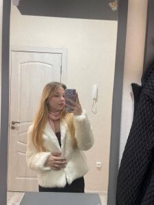 Kim_Northav Public  3টি ছবি