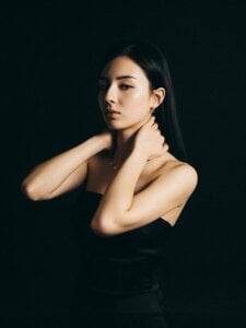 TommyeXang The Red Spotlight Pic