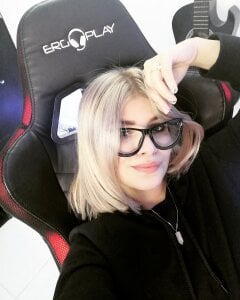 avrill_morgan A little about me  5. fénykép