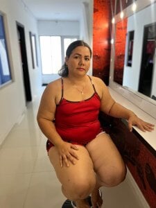 VickyMaturee Sexy latina🥵 Pic 2