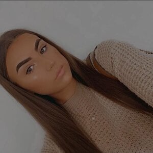 Public de Hot_brunette_bella  2 Imagens