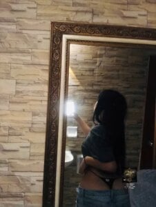 ariadna_boneville Public Pic 3