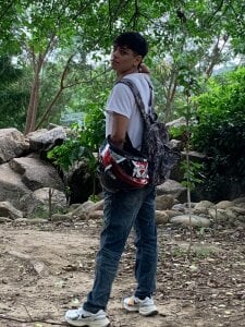 Loganjhonson19 Let's go for a walk to the river Pic