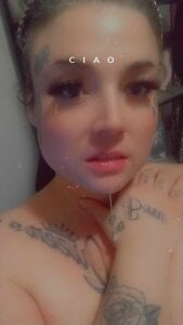 carodiamondd Hot stuff Pic 3