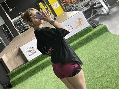 ibella7 My daily routine Gym Pic 6