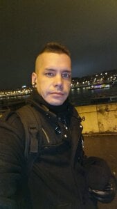 viraglaci18@xh with love  4. fénykép