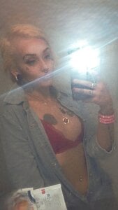 Socialfaker kullanıcısının Selfies albümü -  fotoğraf