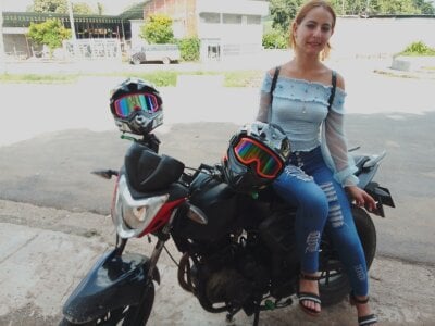 Kenia28147 Public Pic 4