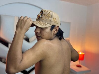 antonycres HOT Pic 3