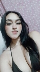 carolina_valenciaa_ good girl Bilde