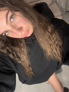 JerleneBaden It was a great stream today, I look forward to seeing you all tomorrow💋💋💋 Pic 3