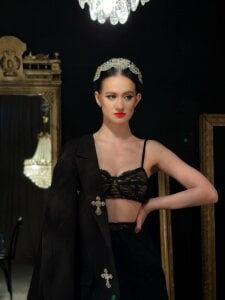 Fever_Bloom Public Pic 3