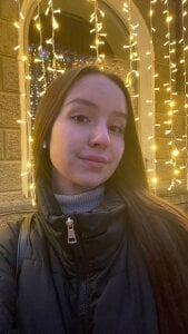 LisaSmiths Making Nails!! Pic 3