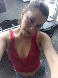 Chanelll_Taylorr_ nice glasses nice eyes صورة واحدة|Chanelll_Taylorr_ nice glasses nice eyes صورتان|Chanelll_Taylorr_ nice glasses nice eyes  صور|Chanelll_Taylorr_ nice glasses nice eyes  صورة