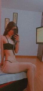 Dafne_huges Public Pic 2