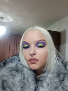 AshleyMur Public Pic 3