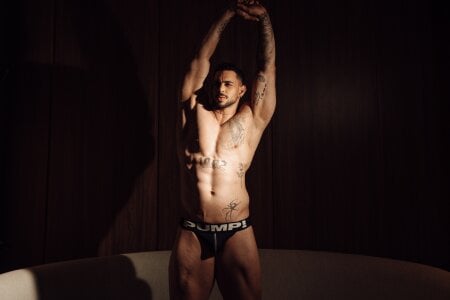 massimo_visconti 🖤 Pic 3