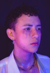 rosewood_moon Euphoria💜  2. fénykép