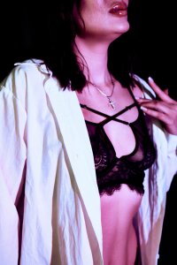 Beauty_Flower_ I'm wearing your shirt after... Immagine  3