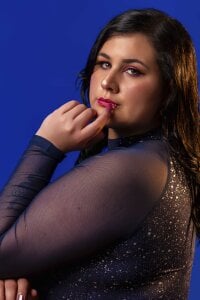 Zdjęcia Millie_Devot 💘 I'm going to make you fall in love with me just with my eyes.💙:  3