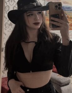 Zdjęcia LizaWakenight My morning doesn't start with coffee...:  5