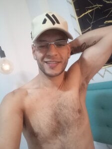 Alphamaster_92 Andy hoy Pic 3