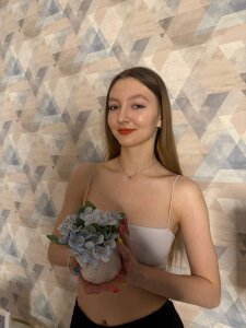 KatieDanson Public Pic 3