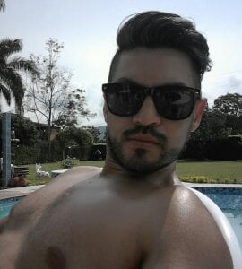 Gio_Linares Kiss me, touch me, make me yours, let's be one! Pic